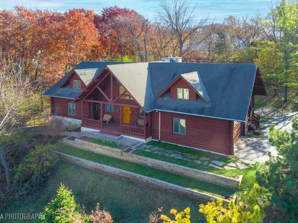 187 Rabbit Run, Ingleside, IL 60041