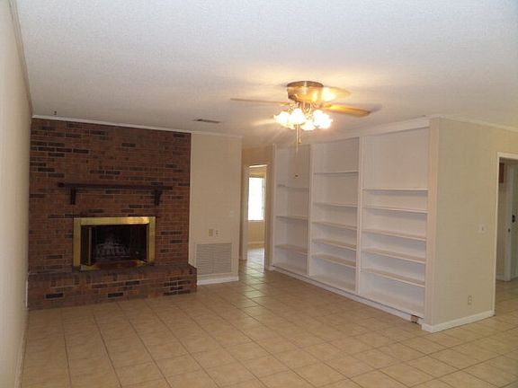 2nd image of 1525 Blythe Island Dr