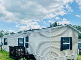 172 Mountain Dr #32, Ten Mile, TN 37880