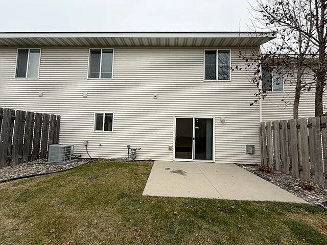 Wheatland Townhomes — Photo 15
