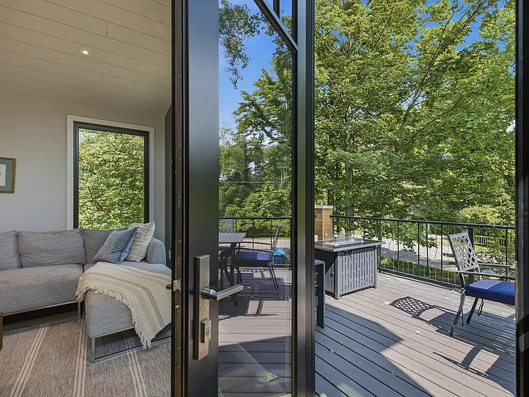 10024 Town Line Rd — Photo 14