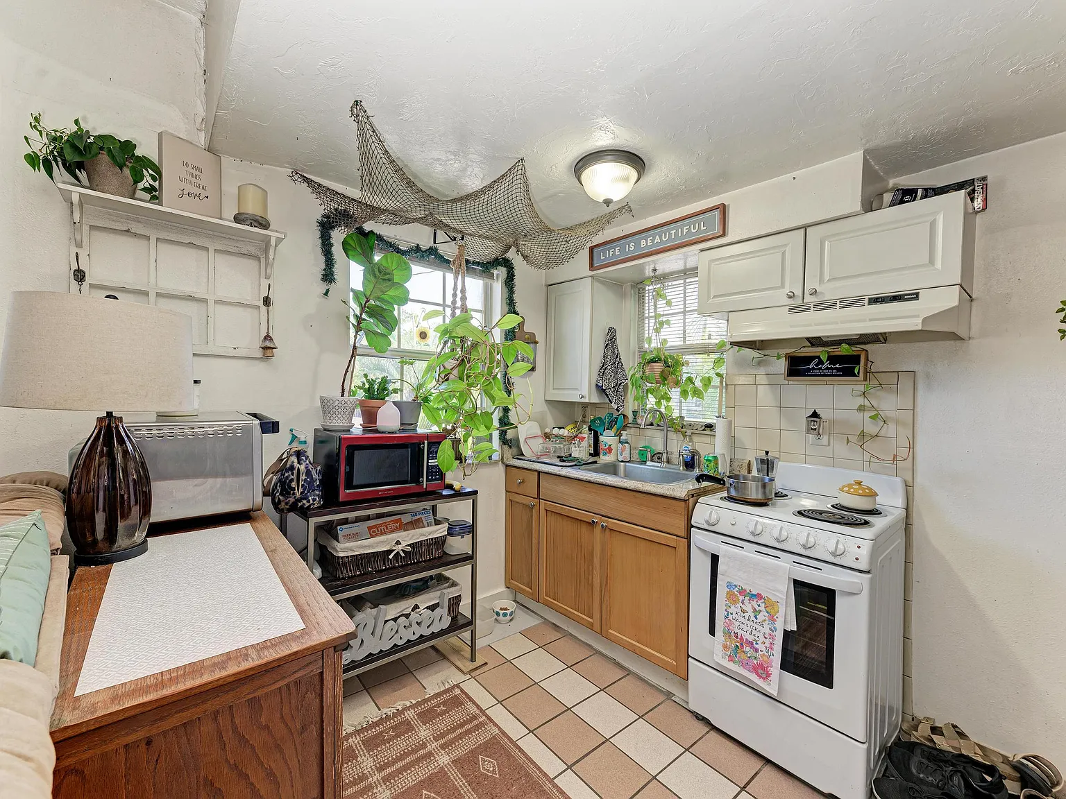 432 Adelia Ave — Photo 2