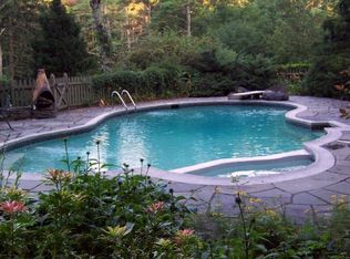 48 Kreyer Ln, Hurley, NY 12443