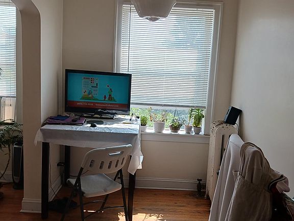 4th image of 10250 S Wood St APT 34