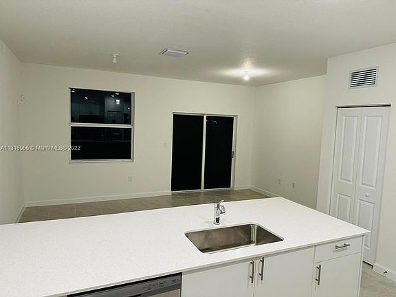2nd image of 1655 SE 26th St #1655