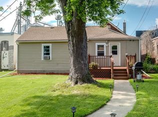 120 Main St E, Plato, MN 55370