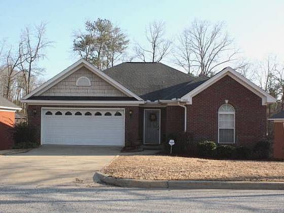 2nd image of 1968 Hillbrook Cir