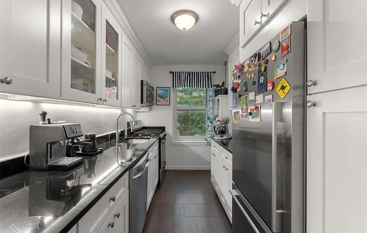 1 bed, 900 sqft, $3,300 — Photo 4