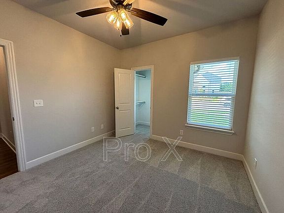 2nd image of 1431 Overcup Oak Ln
