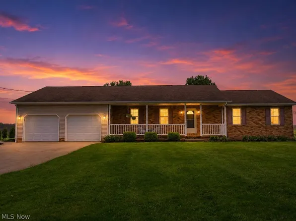 9272 Andora Rd NE, East Rochester, OH 44625