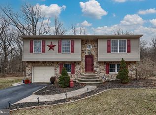 4083 Hay Creek Rd, Morgantown, PA 19543