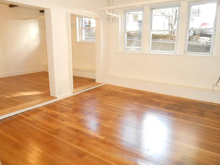 8 Vinal St #2 — Photo 2
