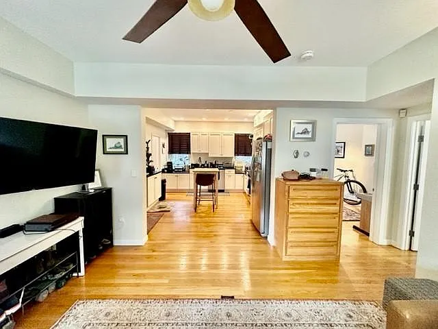 1 Fairfield Pl #3 — Photo 4