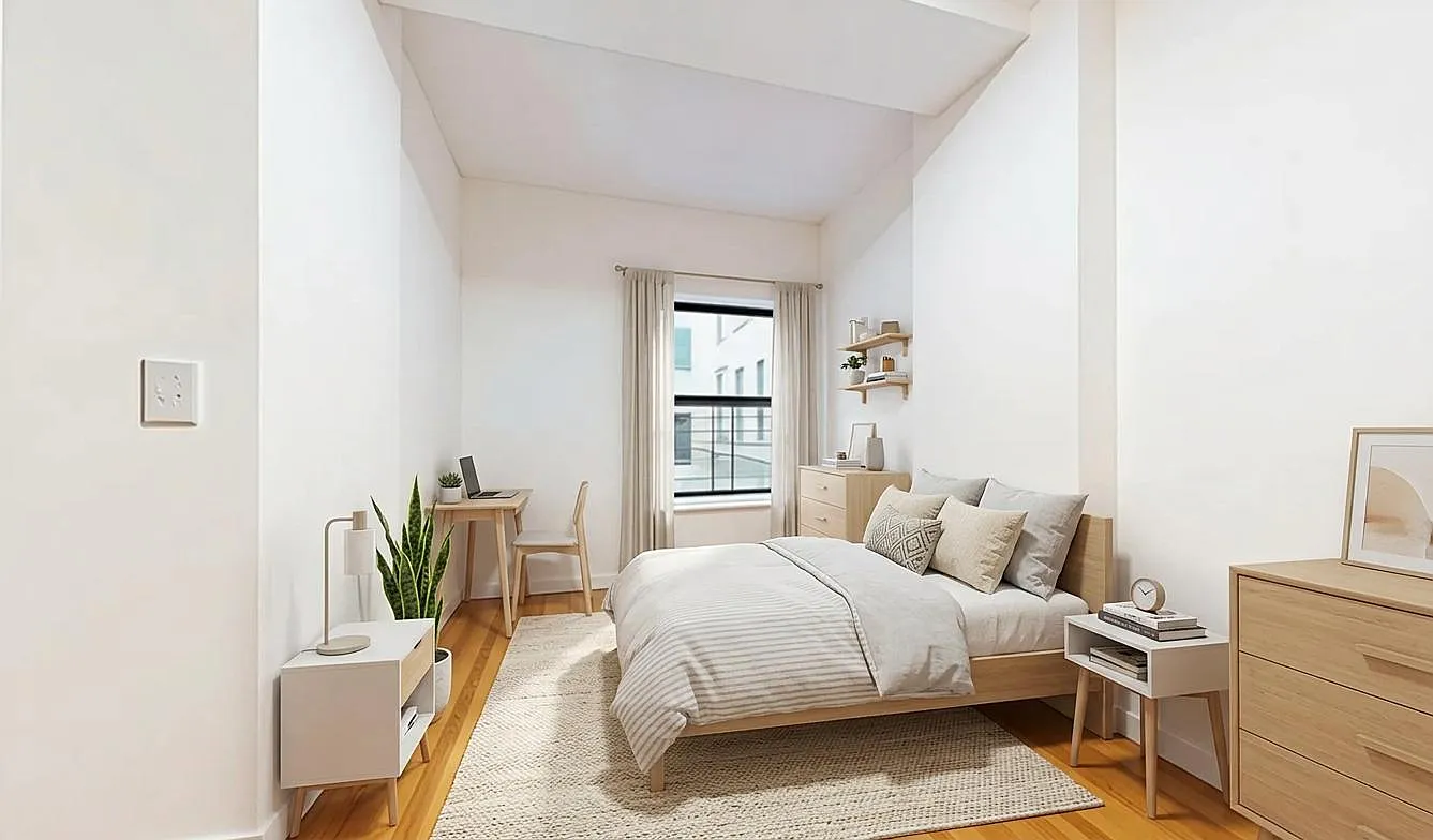 18 West 108th Street — Photo 2