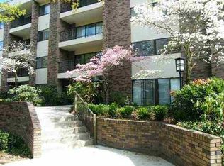 933 12th Ave APT 203, Huntington, WV 25701