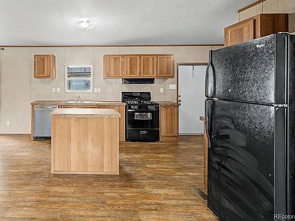 4th image of 1095 Western Drive LOT 441I
