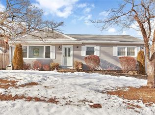 60 Margaret Keahon Dr, Pearl River, NY 10965