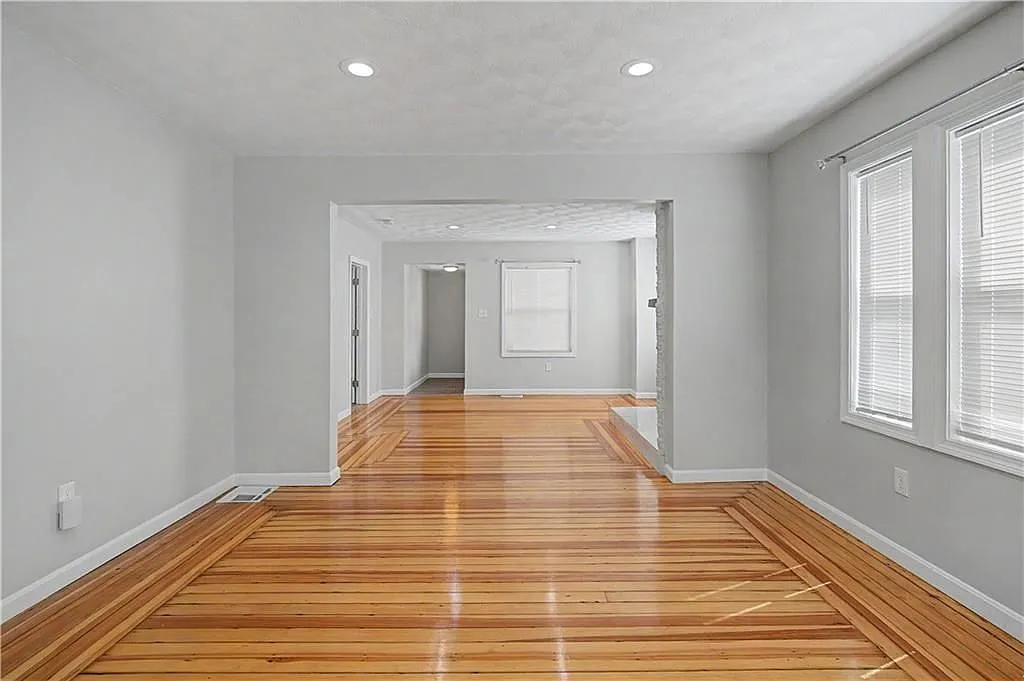 48 Audubon Ave — Photo 1