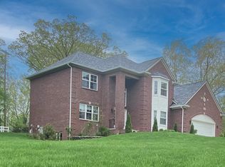 1360 Fairlane Dr, Ann Arbor, MI 48104