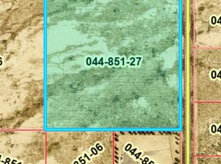 9800 S Oakridge Ave, Pahrump, NV 89048