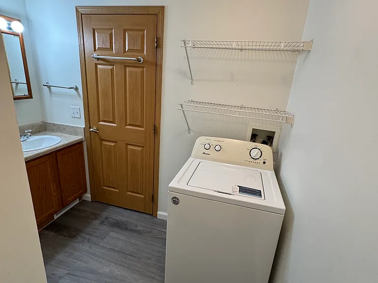 730 Elm St #730 — Photo 24