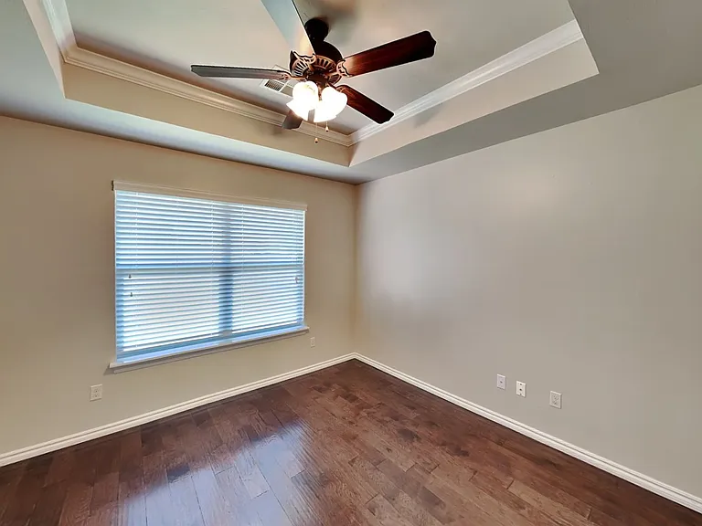 725 Dusty Trl — Photo 10