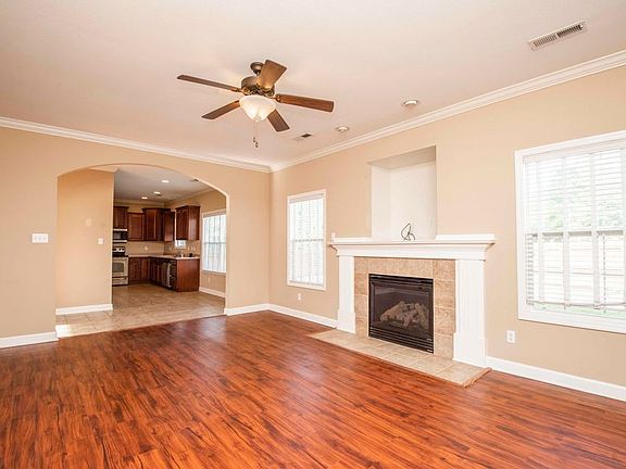 5th image of 1508 Crescent Oaks Ln