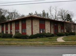 530 Highway 71 APT 5A, Spring Lake, NJ 07762