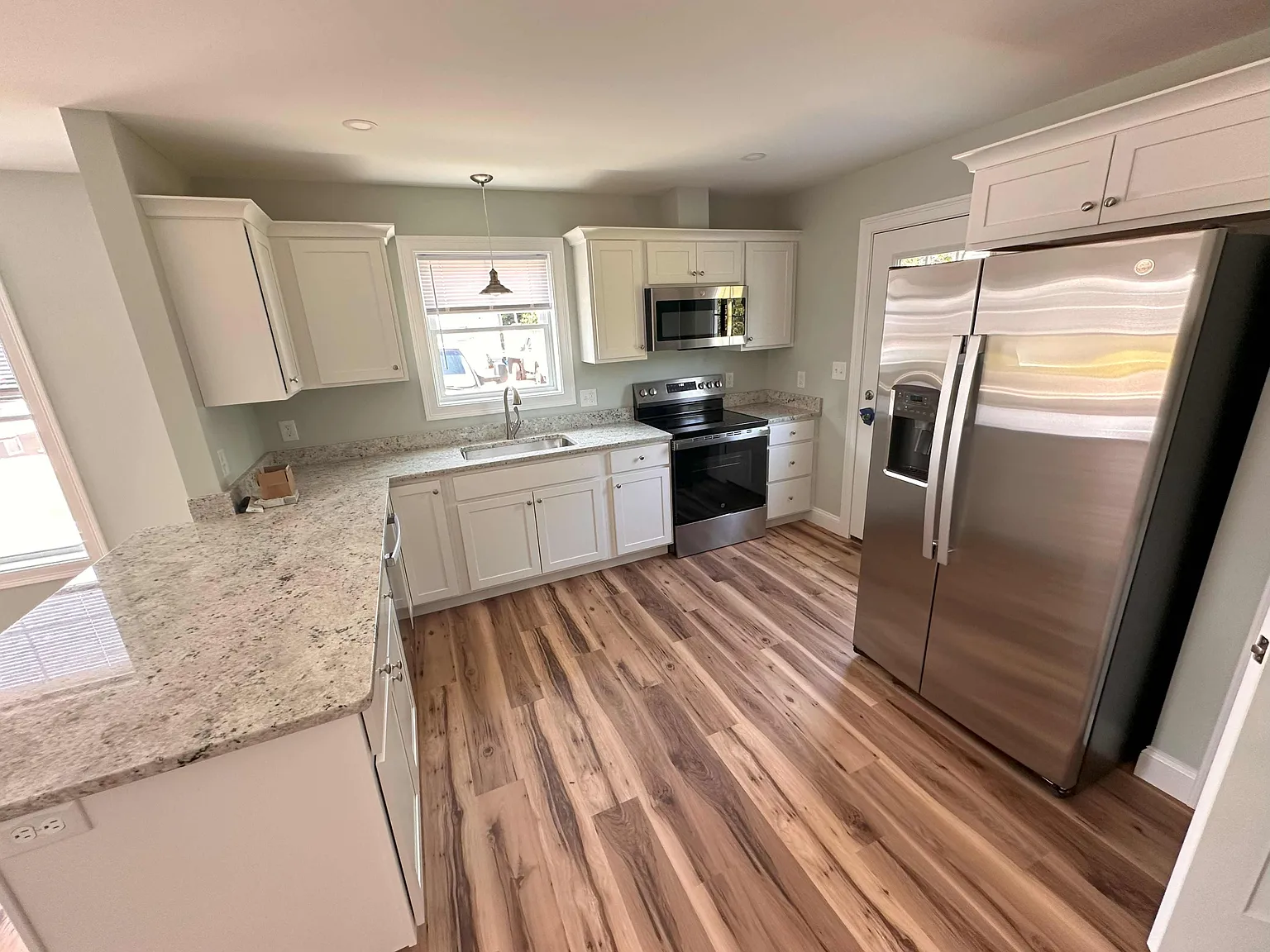 Twin Falls - 15 Twin Falls Drive — Photo 2