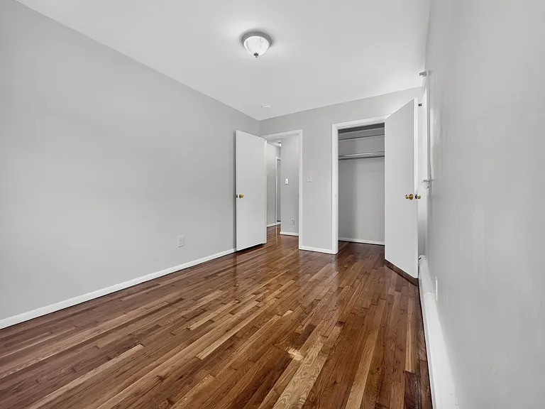 41 Edwards Ct #2 — Photo 16