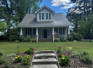 202 E Main St, Harrellsville, NC 27942