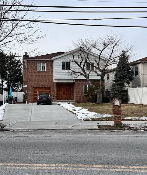 735 Woodrow Rd #1 — Photo 3