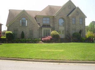 4041 Middleburg Ln, Chesapeake, VA 23321