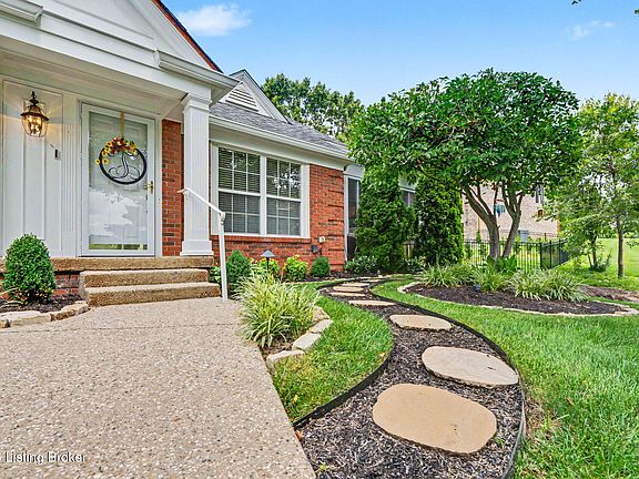 3rd image of 3818 Spring Arbor Dr