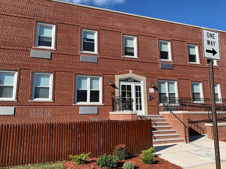 139 Windsor Rd #2C — Photo 3