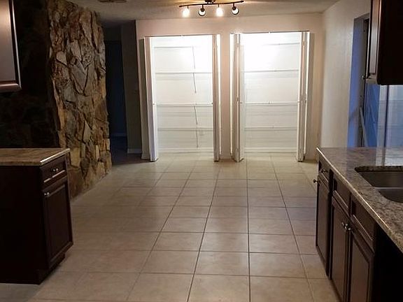 3rd image of 8214 Donaldson Dr