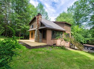 106 Hemlock Brook Trl, Greentown, PA 18426