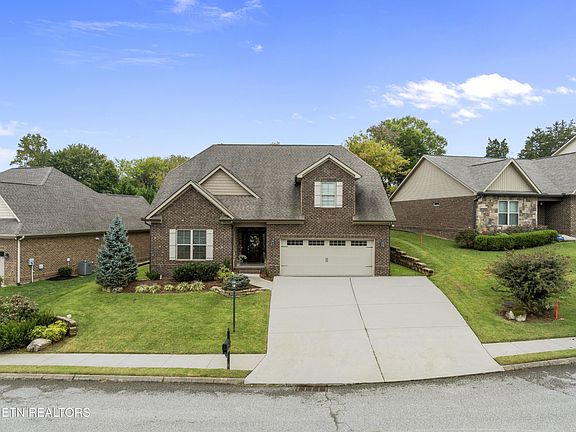 3rd image of 7709 Saddlebrooke Dr