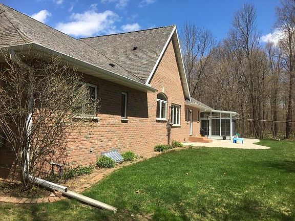 5th image of N3347 Cortland Ln