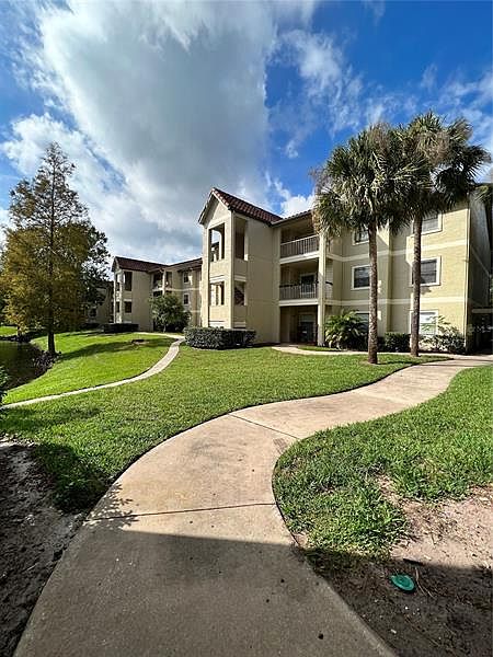 1st image of 3032 Parkway Blvd APT 104