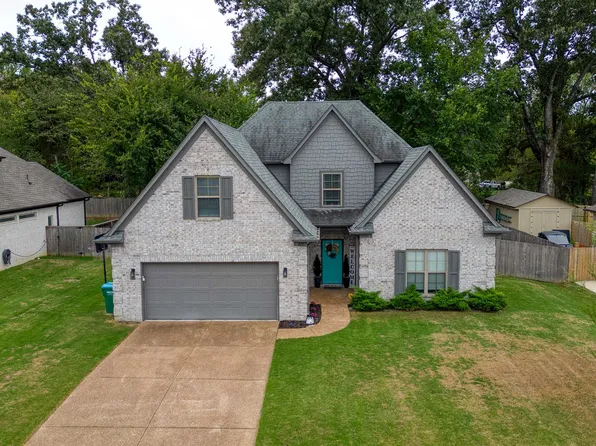 215 Breezy Loop S, Oakland, TN 38060