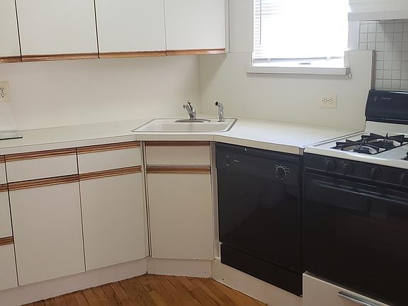 4th image of 70-48 153rd St Floor 2