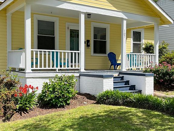 3rd image of 107 Rotary Ave