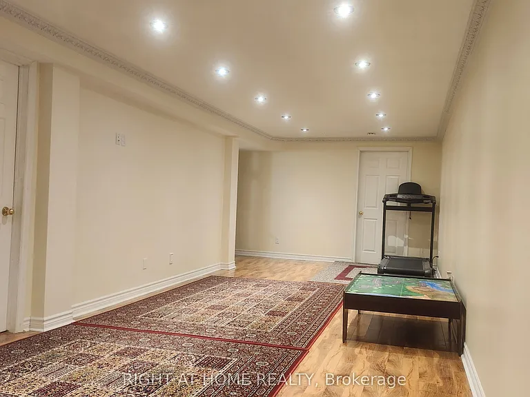 59 Havenhurst Cres — Photo 24