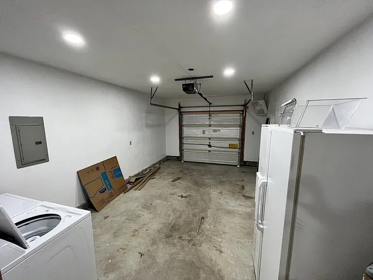 9251 Hickory St — Photo 13