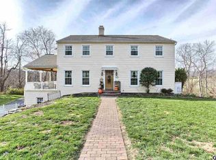 1445 Quail Hollow Rd, Harrisburg, PA 17112