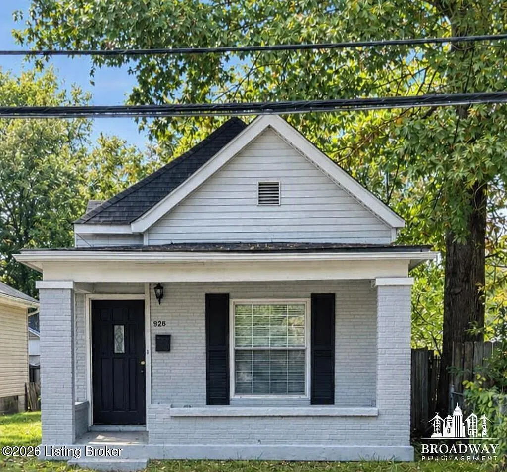 1 bed, 1.0 bath, $995 — Photo 1
