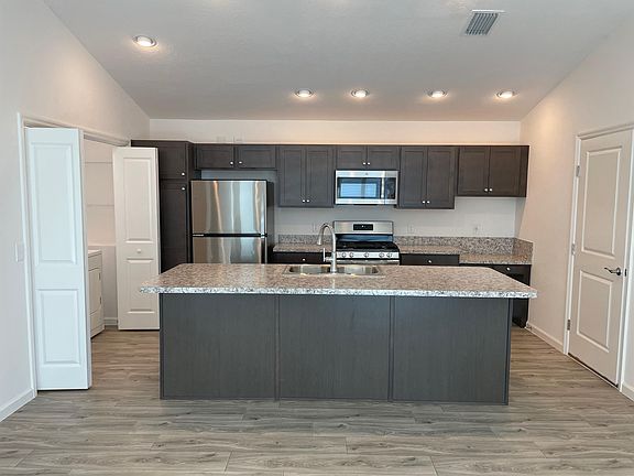 4th image of 5701 Virgil Pl