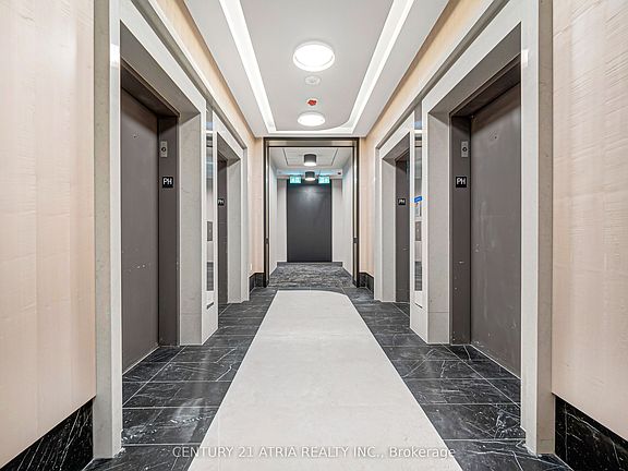 2nd image of 858 Dupont St #Penthouse 19