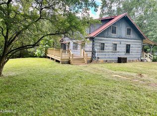2170 Waldens Creek Rd, Sevierville, TN 37862